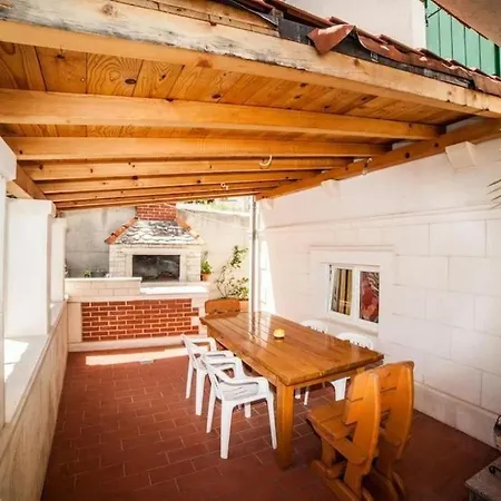 By The Sea Sutivan, Brac - 22721 Apartment *
